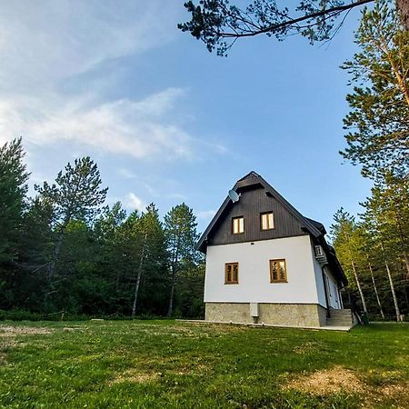 Апартаменты Plitvice Story Плитвицкие озёра Экстерьер фото